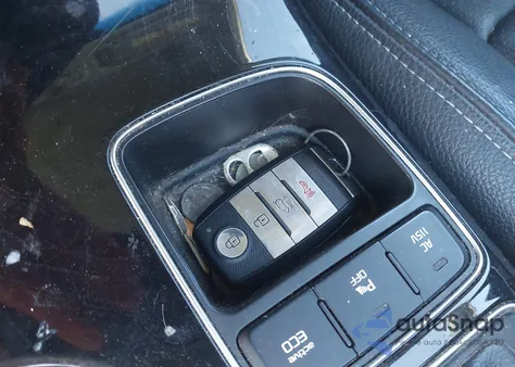 2015 Kia Sorento Ex V6 из США, поврежденный, VIN 5XYKU4A71FG577526